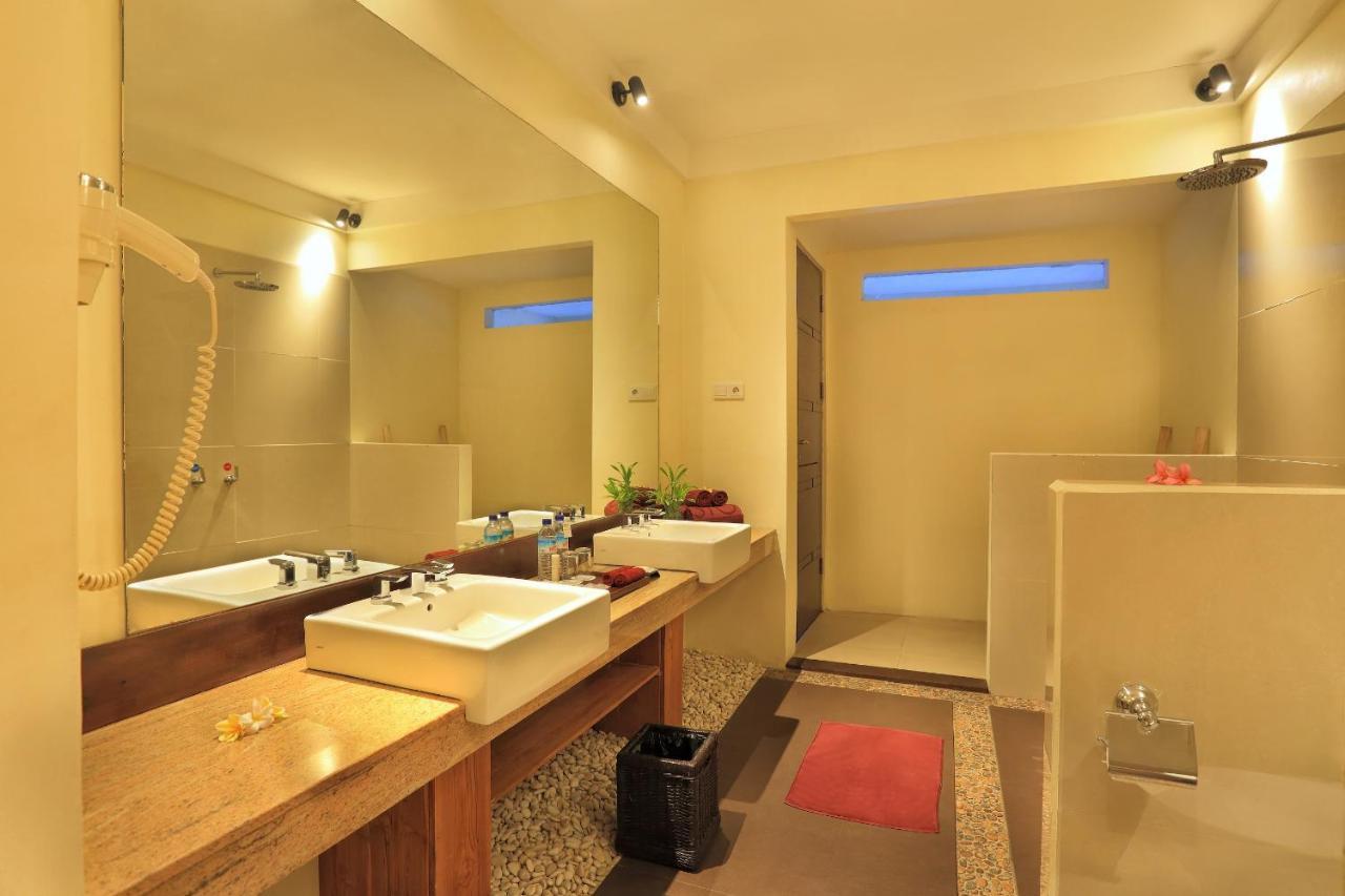 Aston Sunset Beach Resort - Gili Trawangan Dış mekan fotoğraf